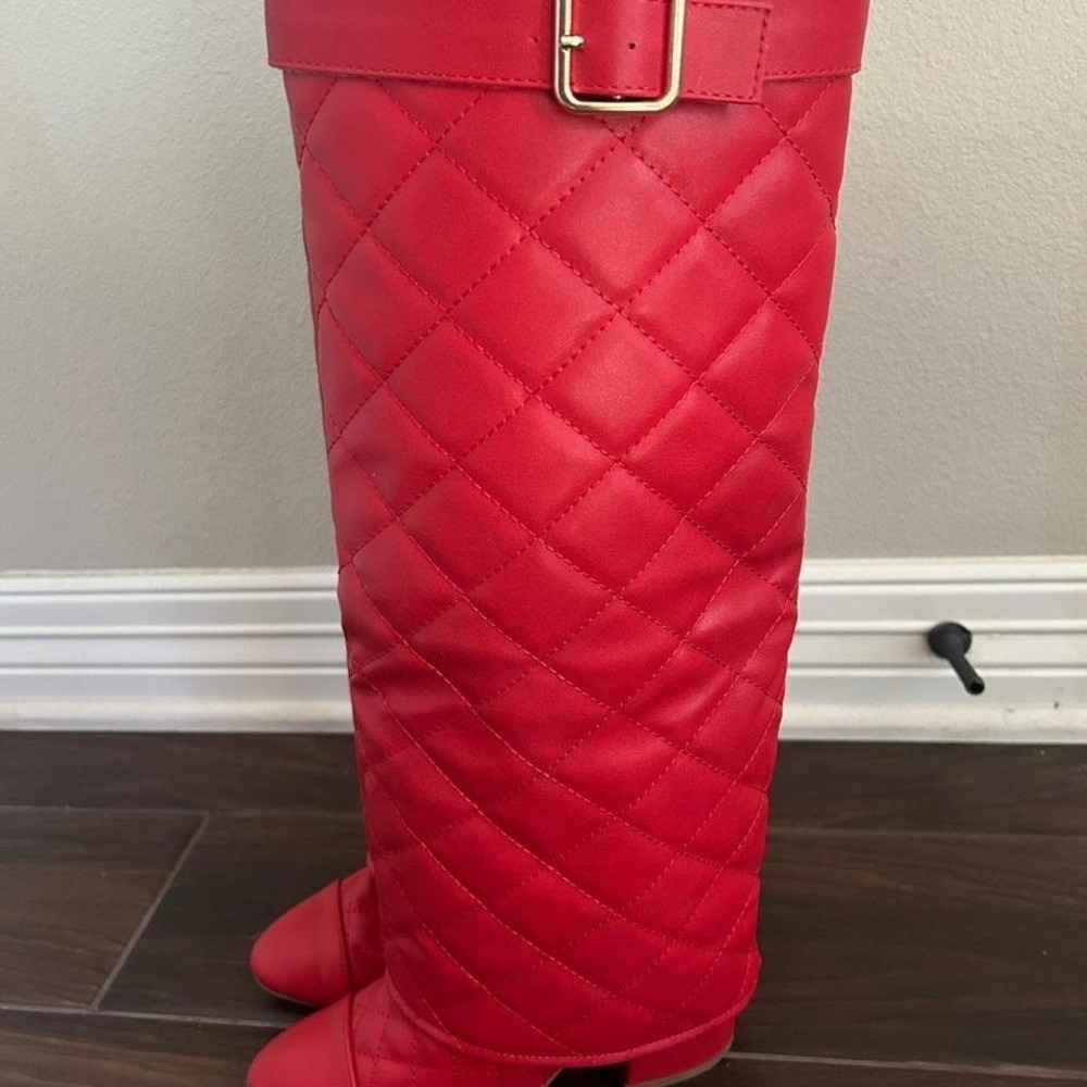 Red knee-high‎ boots with buckle #kneehighboots Size 6 NEW
